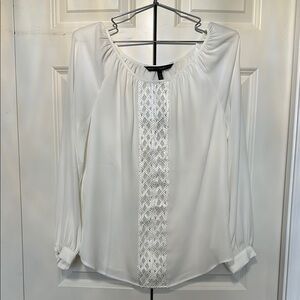 WHITE HOUSE BLACK MARKET Long sleeve Romantic blouse Embroidered front Ecru NWT